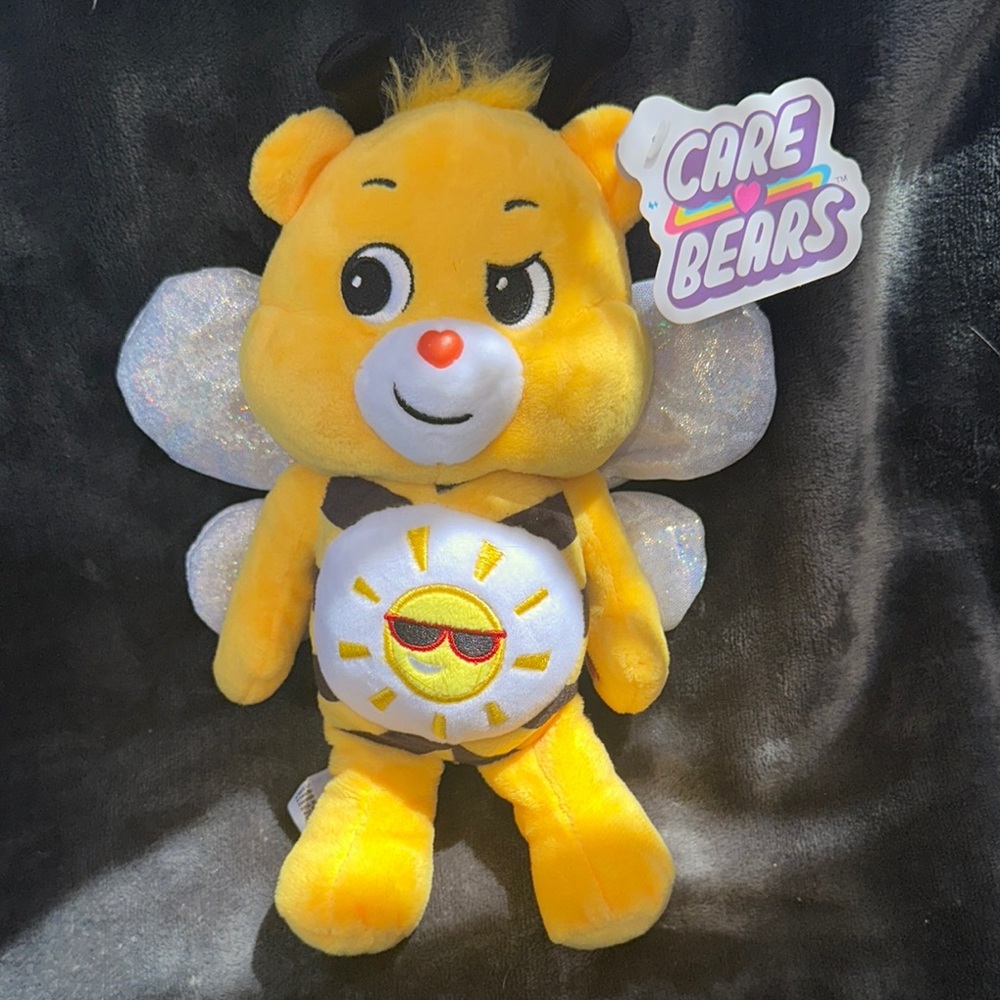 Care Bears basic fun! 2021 Funshine bear with Bee 🐝 wings New